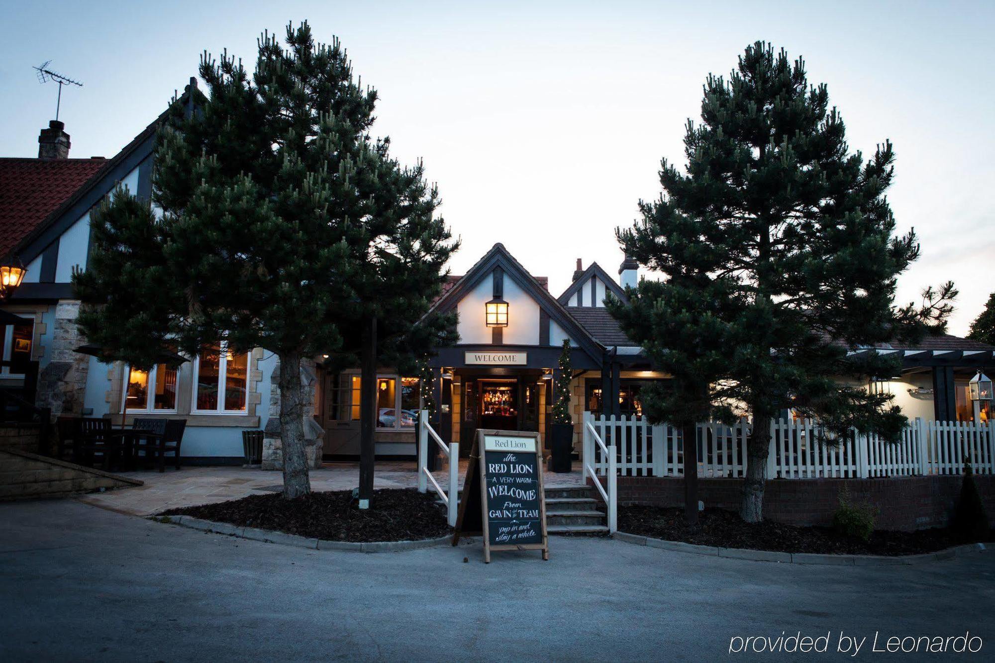 The Red Lion Inn By Chef & Brewer Collection Todwick Εξωτερικό φωτογραφία